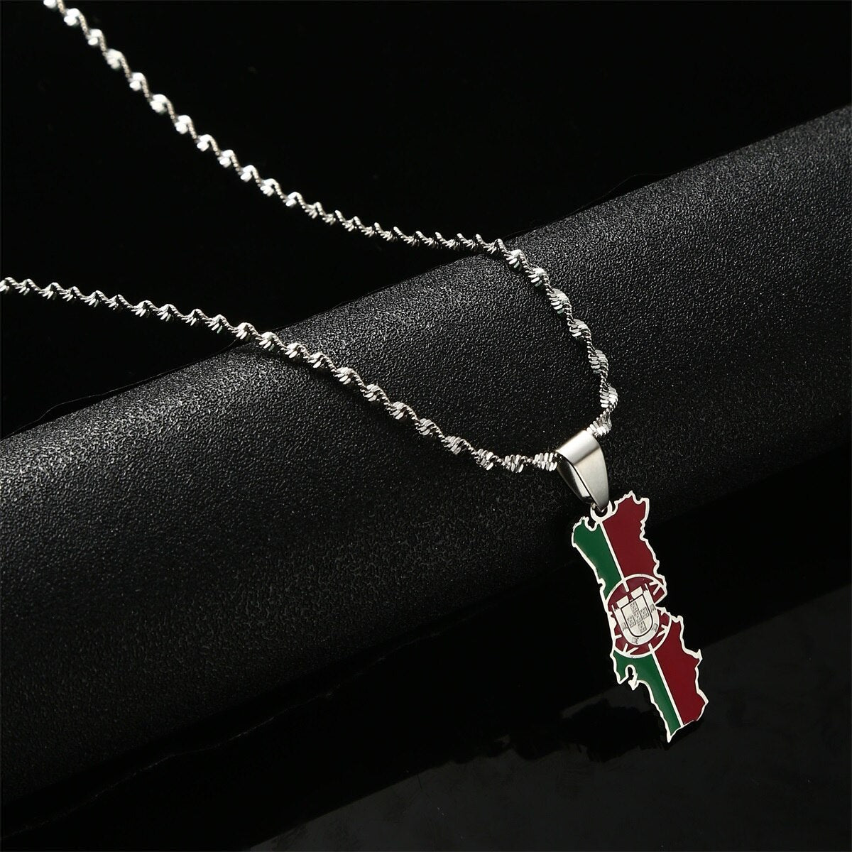 Collana bandiera Portogallo colore argento